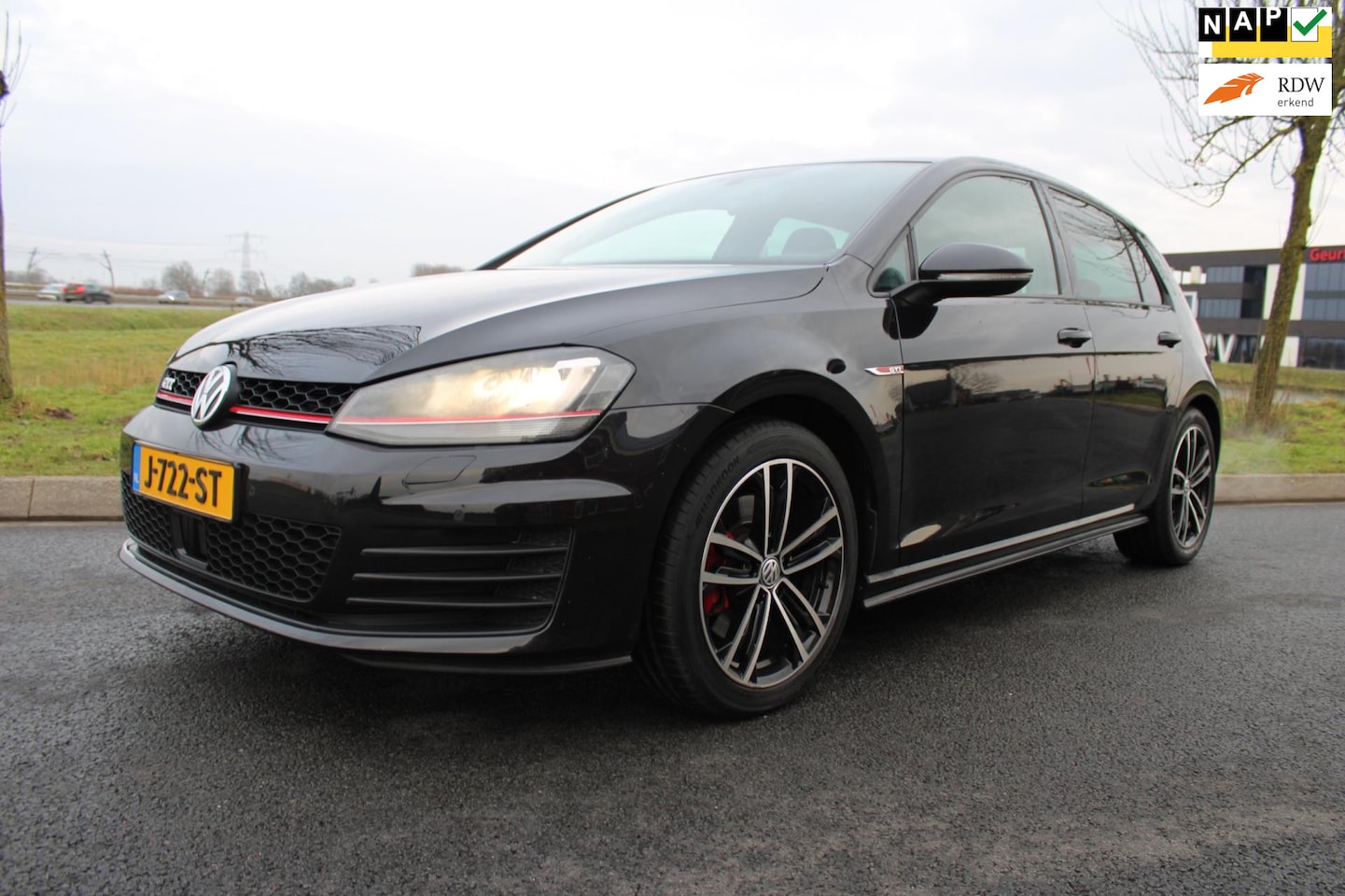 Volkswagen Golf - 2.0 TSI GTI Climate Control,Navigatie, - AutoWereld.nl