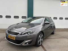 Peugeot 308 - 1.2 PureTech Allure Nieuwstaat 96.000Km