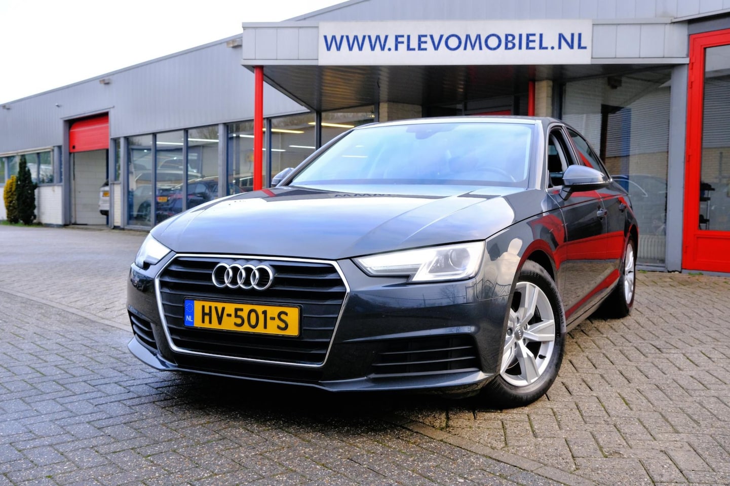 Audi A4 Limousine - 2.0 TDI 150pk Pro Line LED|Navi|Clima|LMV - AutoWereld.nl