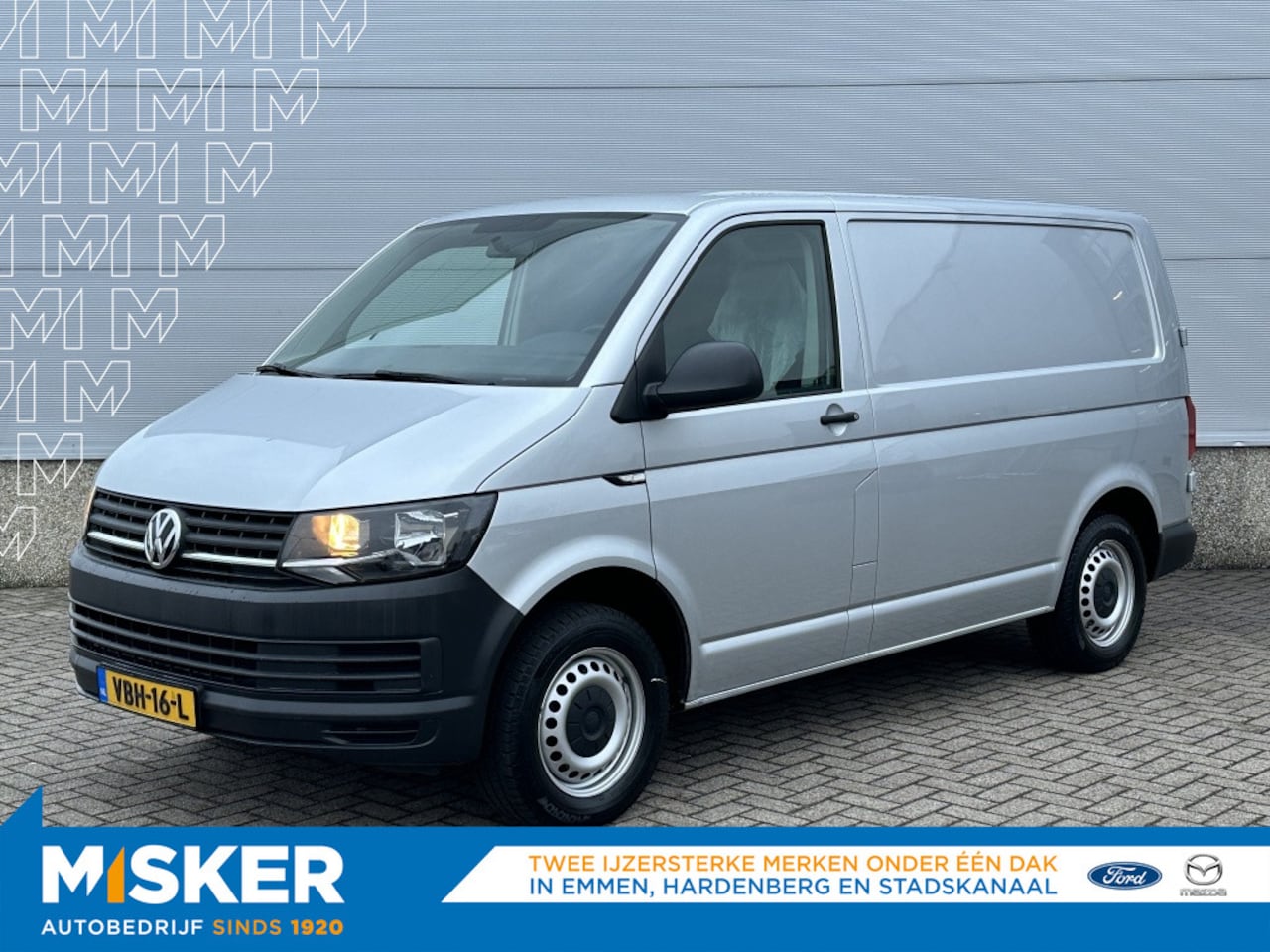 Volkswagen Transporter - 2.0 TDI L1H1 Trendl. - AutoWereld.nl