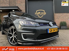 Volkswagen Golf - 1.4 TSI GTE DSG Hybride 150PK Panorama Dak Automaat Zeer Nette Airco Navi Cruise control T