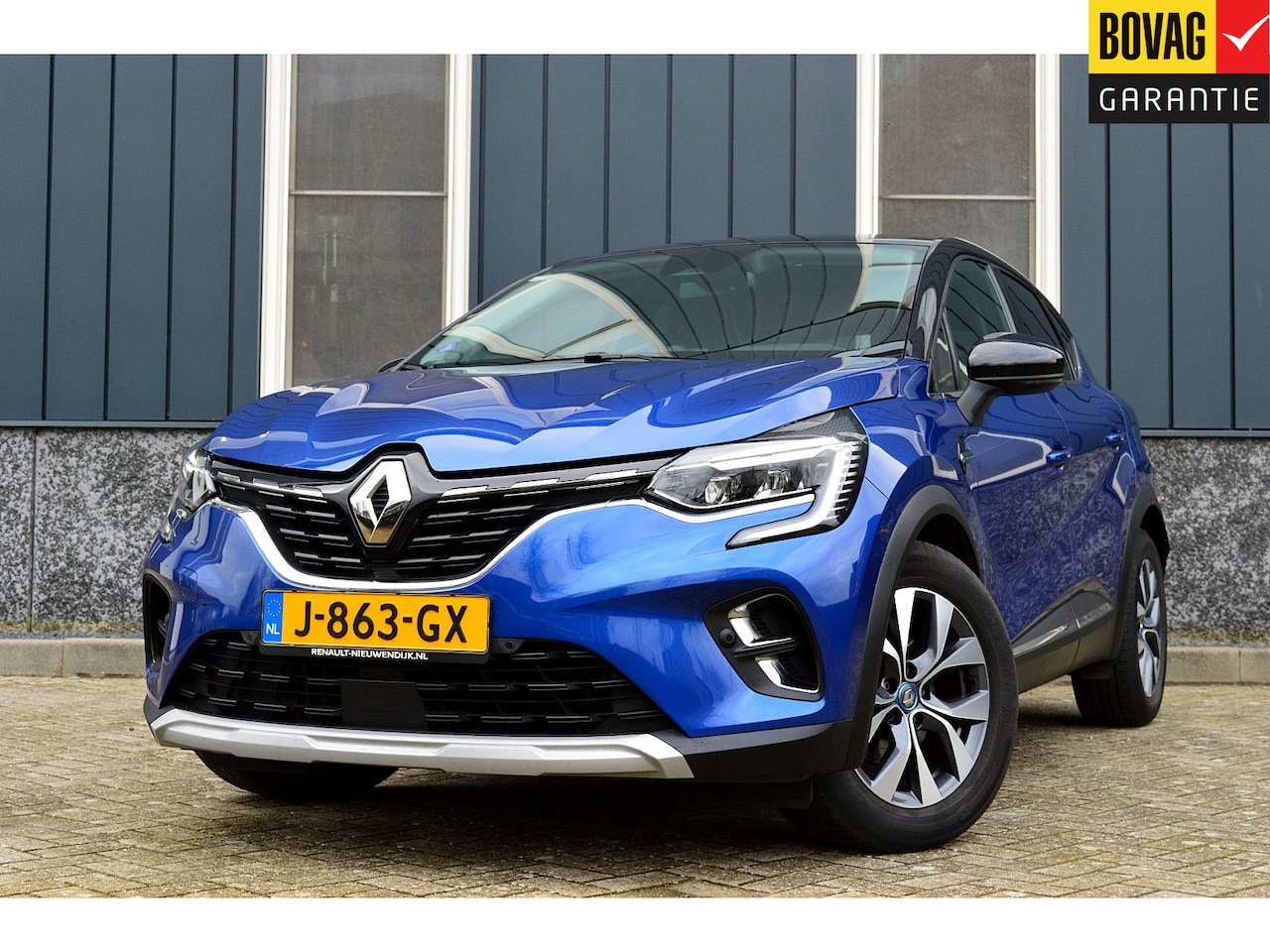 Renault Captur - 1.6 E-Tech Plug-in Hybrid 160 Intens Rijklaarprijs-Garantie Navigatie Led Camera Apple Car - AutoWereld.nl