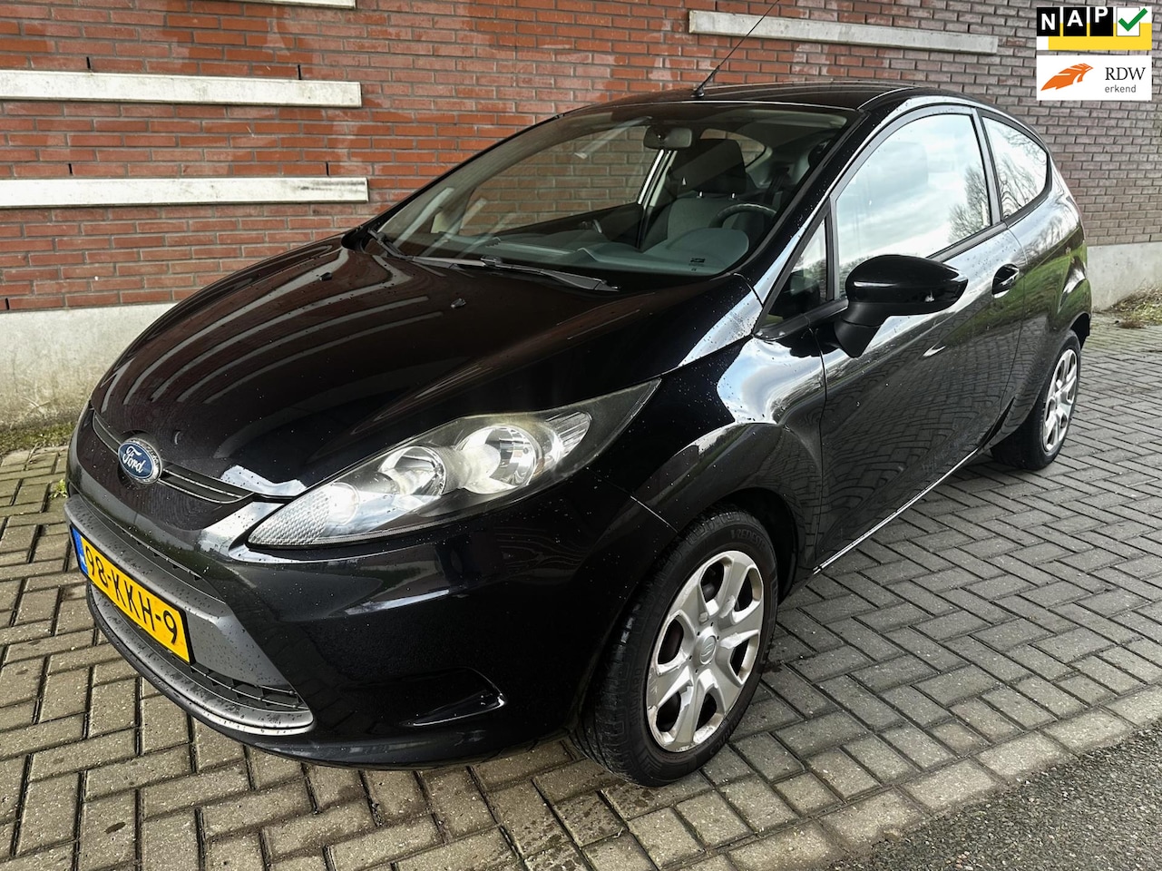 Ford Fiesta - 1.25 Limited 1.25 Limited, Airco, Trekhaak, Nieuwe APK. - AutoWereld.nl