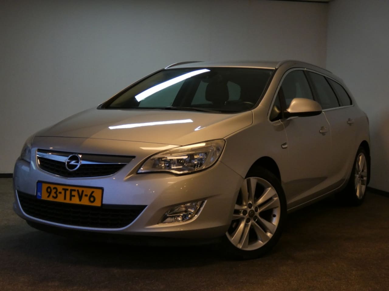 Opel Astra Sports Tourer - 1.4 Turbo Cosmo 1.4 Turbo Cosmo - AutoWereld.nl