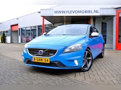 Volvo V40 - 1.6 D2 R-Design Navi|Leder-Alcantara|Clima|LMV