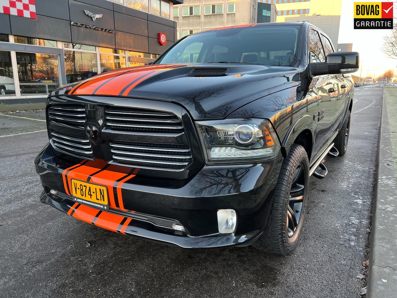 Dodge Ram 1500 - 5.7 V8 4x4 Crew Cab 5'7 Sport 5.7 V8 4x4 Crew Cab 5'7 Sport - AutoWereld.nl