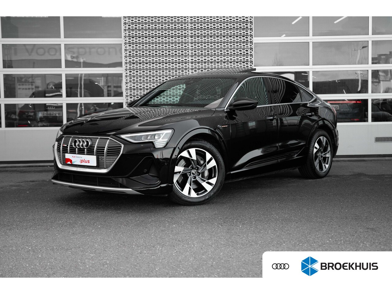 Audi e-tron Sportback - 55 quattro S edition 95 kWh | Panoramdak | B&O | Achteruitrijcamera | Trekhaak - AutoWereld.nl