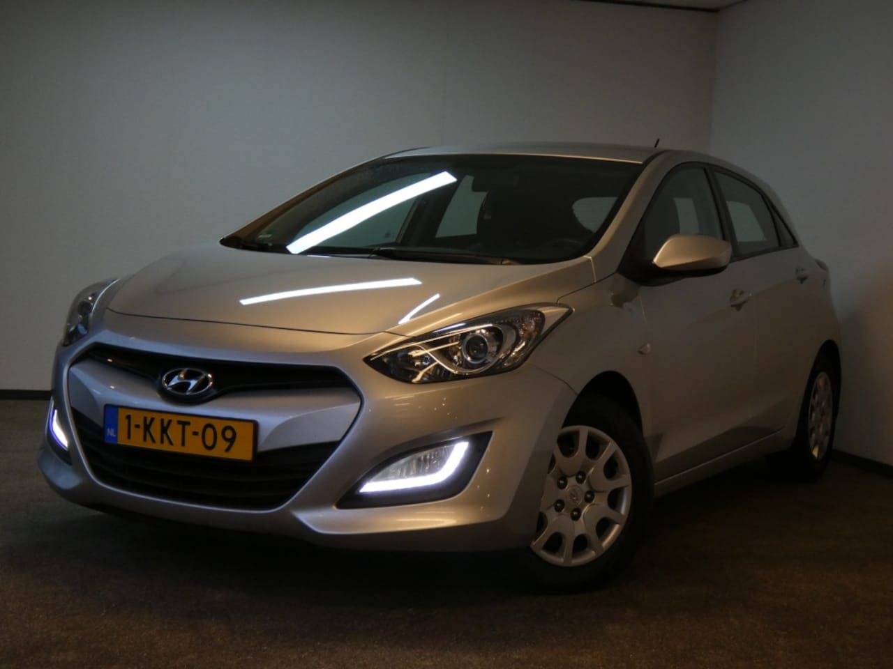 Hyundai i30 - 1.4 Nwe APK airco - AutoWereld.nl