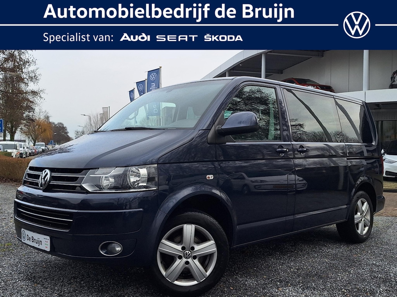 Volkswagen Transporter - TDI 140pk DSG L1H1 DC Comfortline (2x schuifdeur,Camera,Navi,LM) - AutoWereld.nl