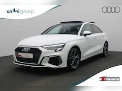 Audi A3 Limousine - 35 TFSI 150PK S-tronic S edition / S-Line | Pano | Trekhaak | Fijnnappa leder | Demperrege