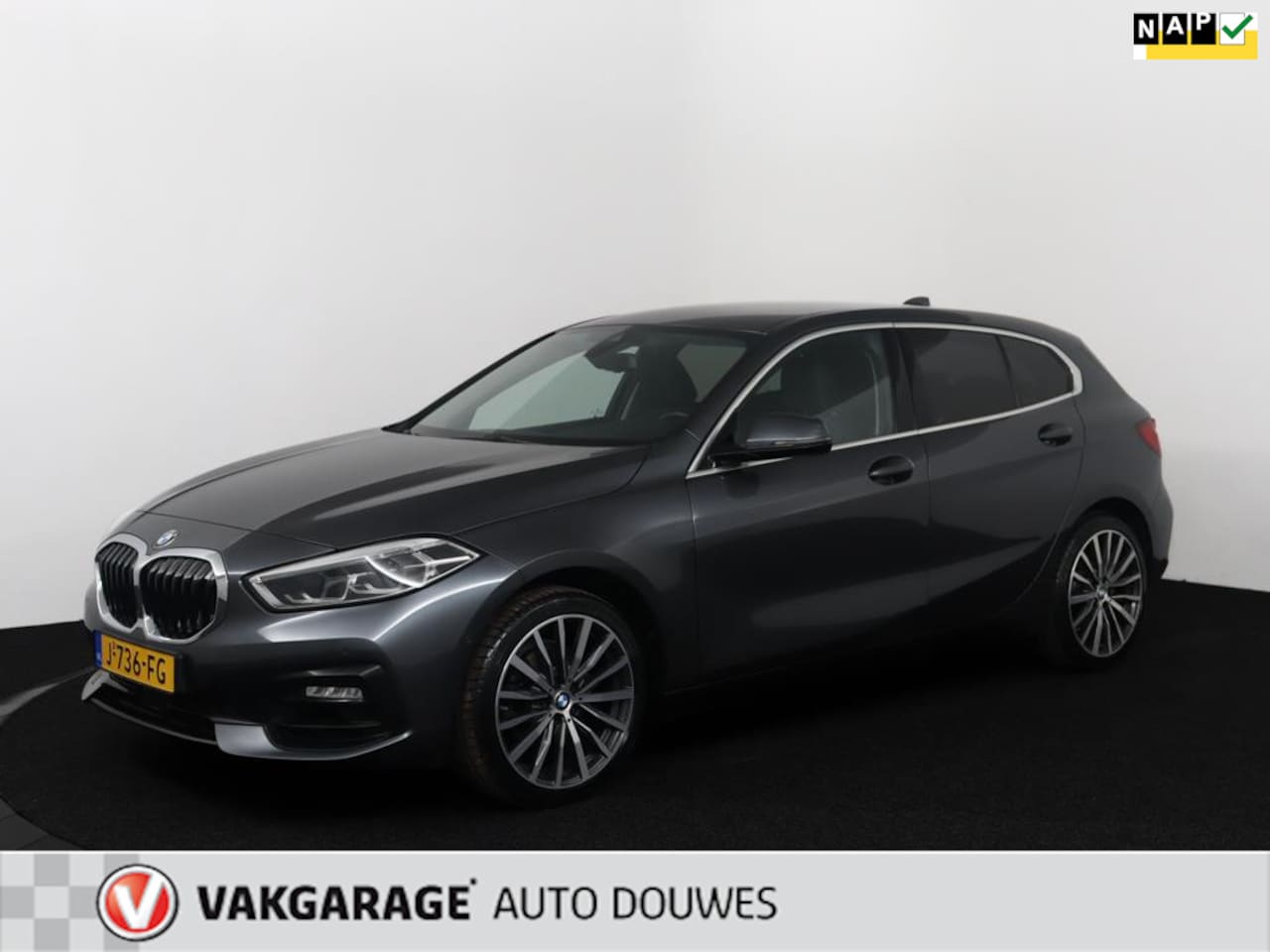 BMW 1-serie - 118i High Executive Sport Line|NAP |Automaat |Carplay |Invidual |ACC |Harman Kardon - AutoWereld.nl