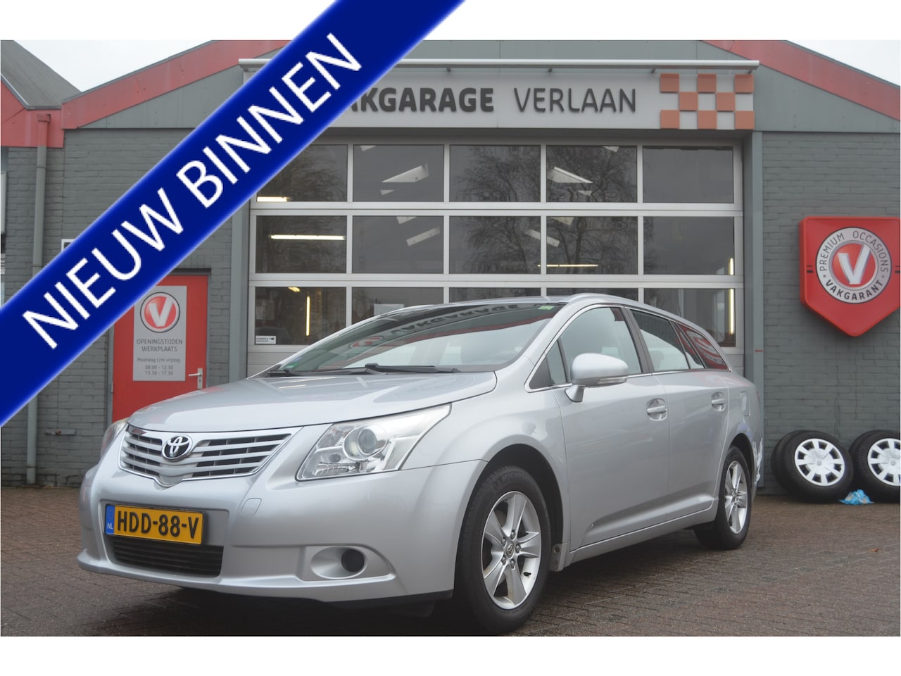 Toyota Avensis Wagon - 1.6 VVTi Comfort 1.6 VVTi Comfort - AutoWereld.nl