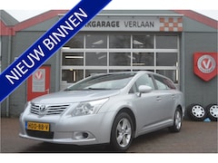 Toyota Avensis Wagon - 1.6 VVTi Comfort 12 mnd. gar