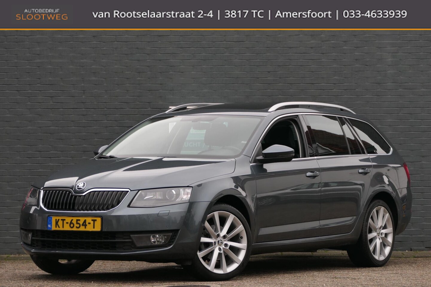 Skoda Octavia Combi - 1.4 TSI Style Business Panoramadak | Canton | Xenon | Trekhaak | Keyless - AutoWereld.nl