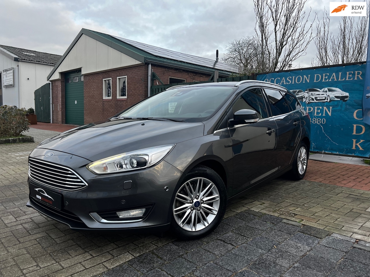 Ford Focus Wagon - 1.5 Titanium Edition 1.5 Titanium Edition - AutoWereld.nl