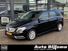 Mercedes-Benz B-klasse - 200 CDI Ambition automaat, xenon verlichting, leer, zeer net,