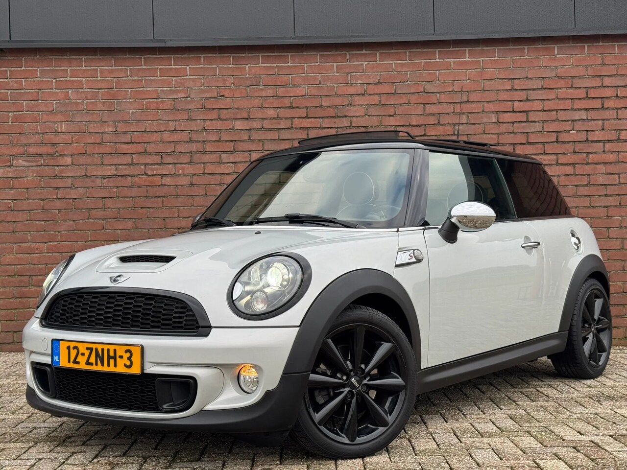 MINI Cooper S - Mini 1.6 WESTMINSTER AUTOMAAT | NL-AUTO! - AutoWereld.nl