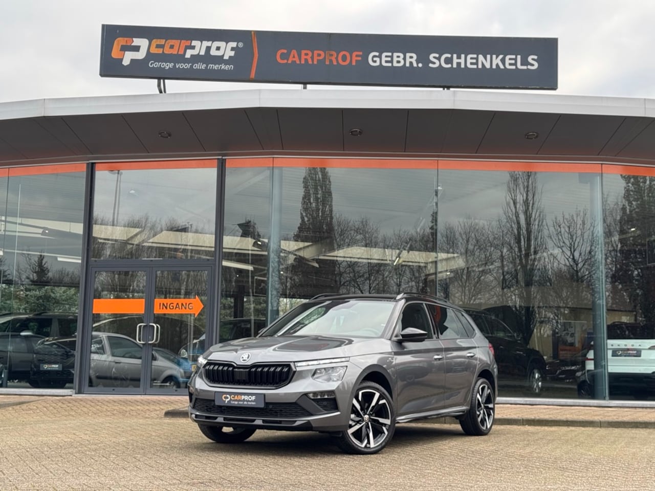 Skoda Kamiq - Monte Carlo 1.5 TSI DSG | Panoramadak | 18 inch lichtmetalen velgen | Stuurwielverwarming - AutoWereld.nl