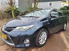 Toyota Auris - TS 1.8 Hybrid BTW 1e eig pano dealer onderhoud