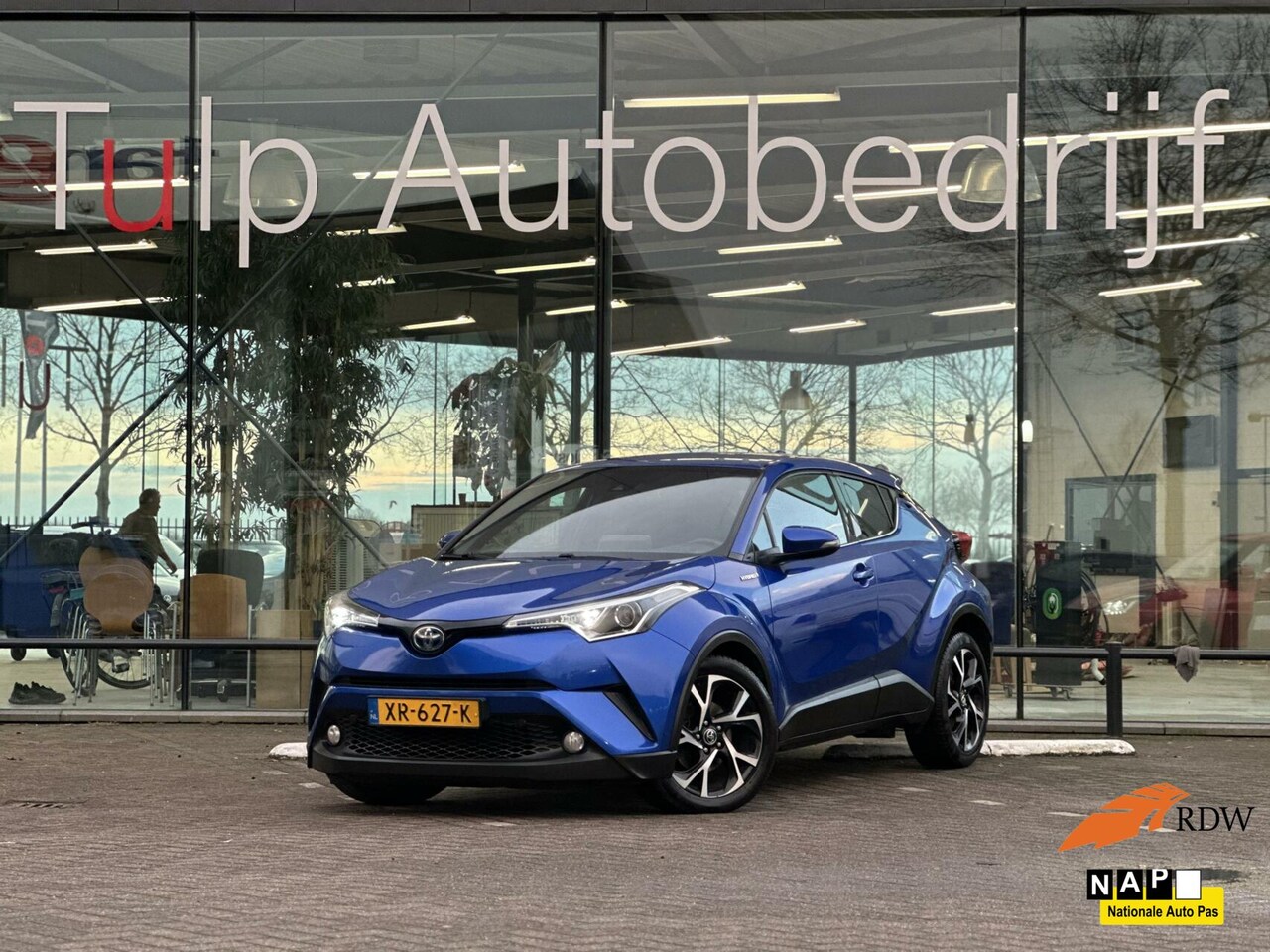 Toyota C-HR - 1.8 Hybrid Dynamic Clima Cruise 18" LMV Dealer NAP - AutoWereld.nl