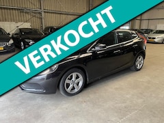 Volvo V40 - 2.0 D4 Summum Business