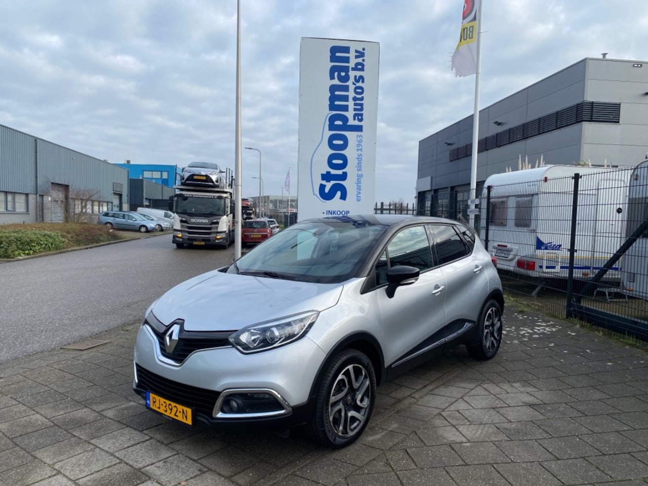 Renault Captur - 1.2 TCE Dynamique AUT. Clima Cruise Navi 79.999km - AutoWereld.nl