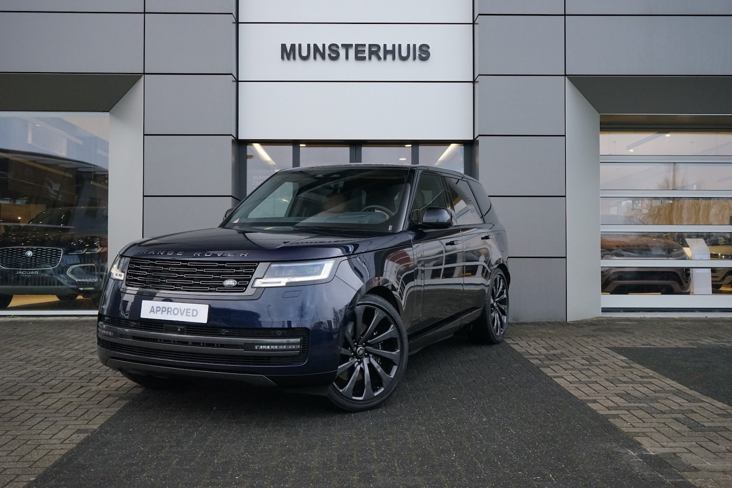 Land Rover Range Rover - 3.0 P510e HSE PHEV - Entertainment system - Elektrisch panoramadak - - AutoWereld.nl