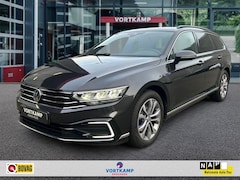 Volkswagen Passat Variant - 1.4 TSI DSG GTE TREKHAAK/CAMERA/DYNAUDIO/ACC/STOELVERW