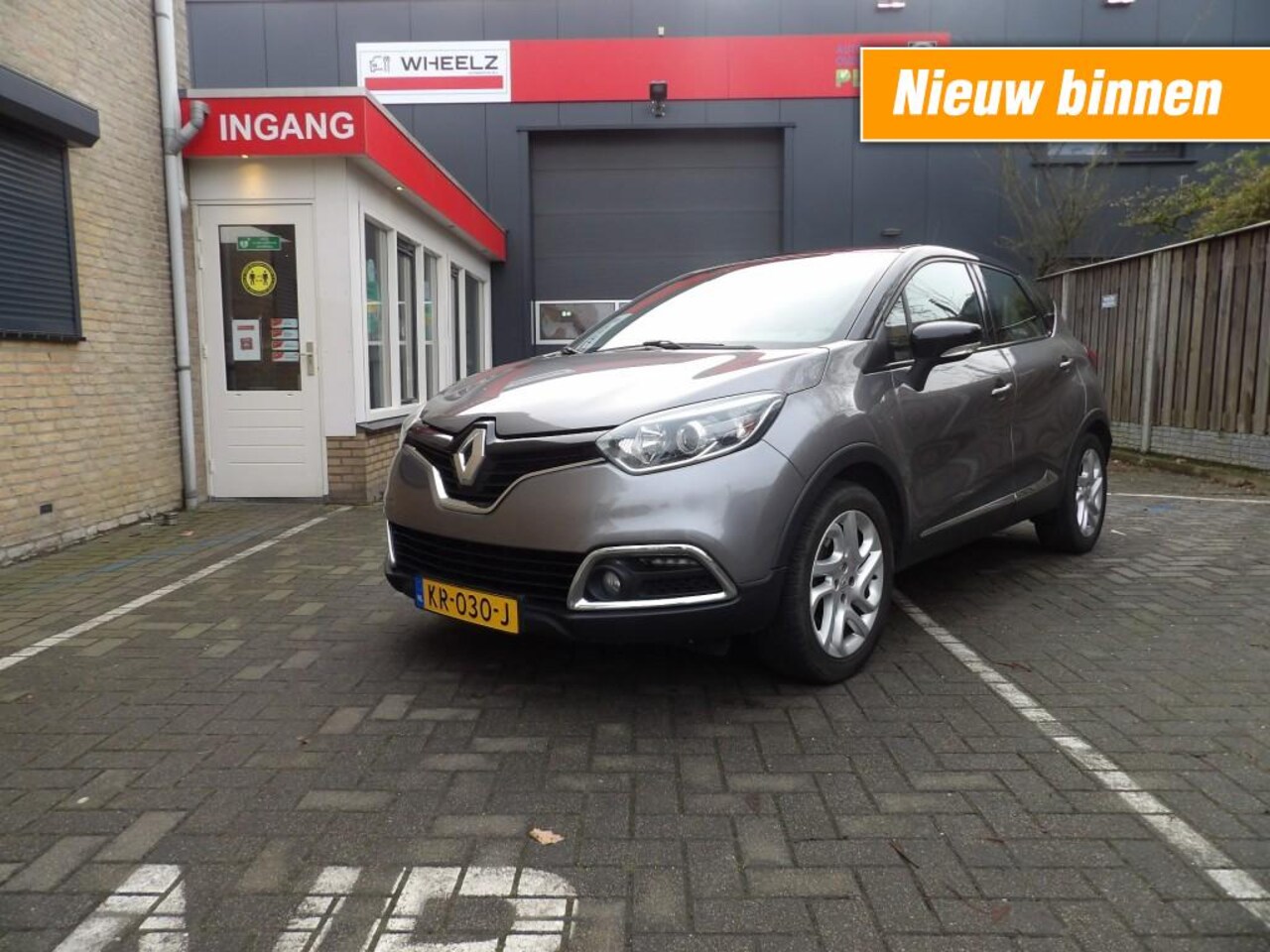 Renault Captur - 1.2 automaat - navigatie - camera - zeer nette staat! - AutoWereld.nl