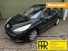 Peugeot 207 - 1.6 - 16V XT Panodak