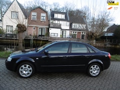 Audi A4 Limousine - 2.0i 131pk Clima Cruise Youngtimer INRUILKOOPJE