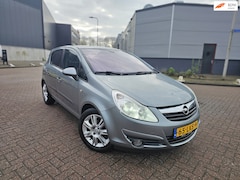 Opel Corsa - 1.4-16V Cosmo Automaat Clima Volledig onderhouden