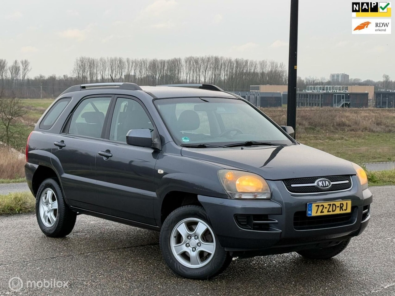 Kia Sportage - 2.0 CVVT X-pect Airco| Lmv| Radio| Nap| Boekjes - AutoWereld.nl