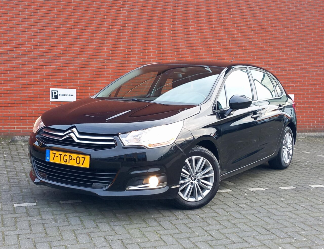 Citroën C4 - 1.6 e-HDi Tendance 1.6 e-HDi 112pk Tendance - AutoWereld.nl