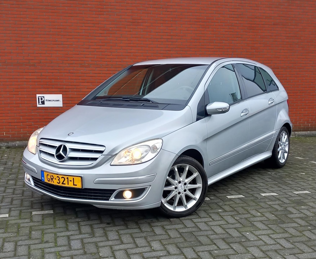 Mercedes-Benz B-klasse - 1.7 B180 5DRS BLUE-EFFICIENCY - AutoWereld.nl