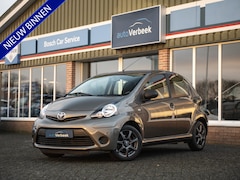 Toyota Aygo - 1.0 VVT-i Access | Lichtmetalen velgen | Radio/CD | Metallic | Stuurbekrachtiging | Verste