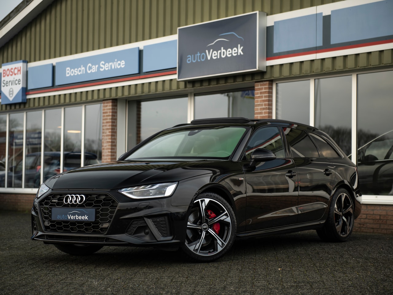 Audi A4 Avant - 40 TFSI quattro S edition | Dealeronderhouden! | Matrix LED | B&O | HuD | Pano | Trekhaak - AutoWereld.nl