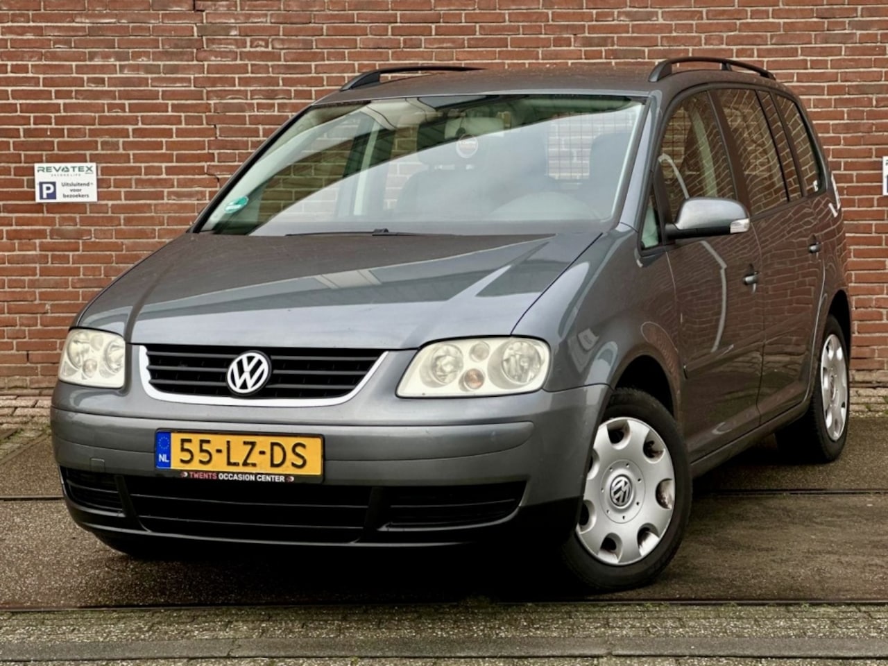 Volkswagen Touran - 1.6-16V FSI Trendl. - AutoWereld.nl