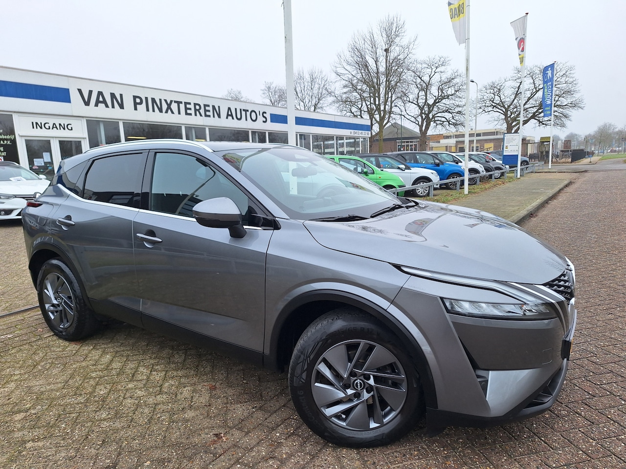 Nissan Qashqai - 1.3 MHEV Panoramadak/camera/navi by app - AutoWereld.nl