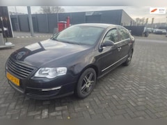 Volkswagen Passat - 1.9 TDI 77 kw Clima Alu Xenon