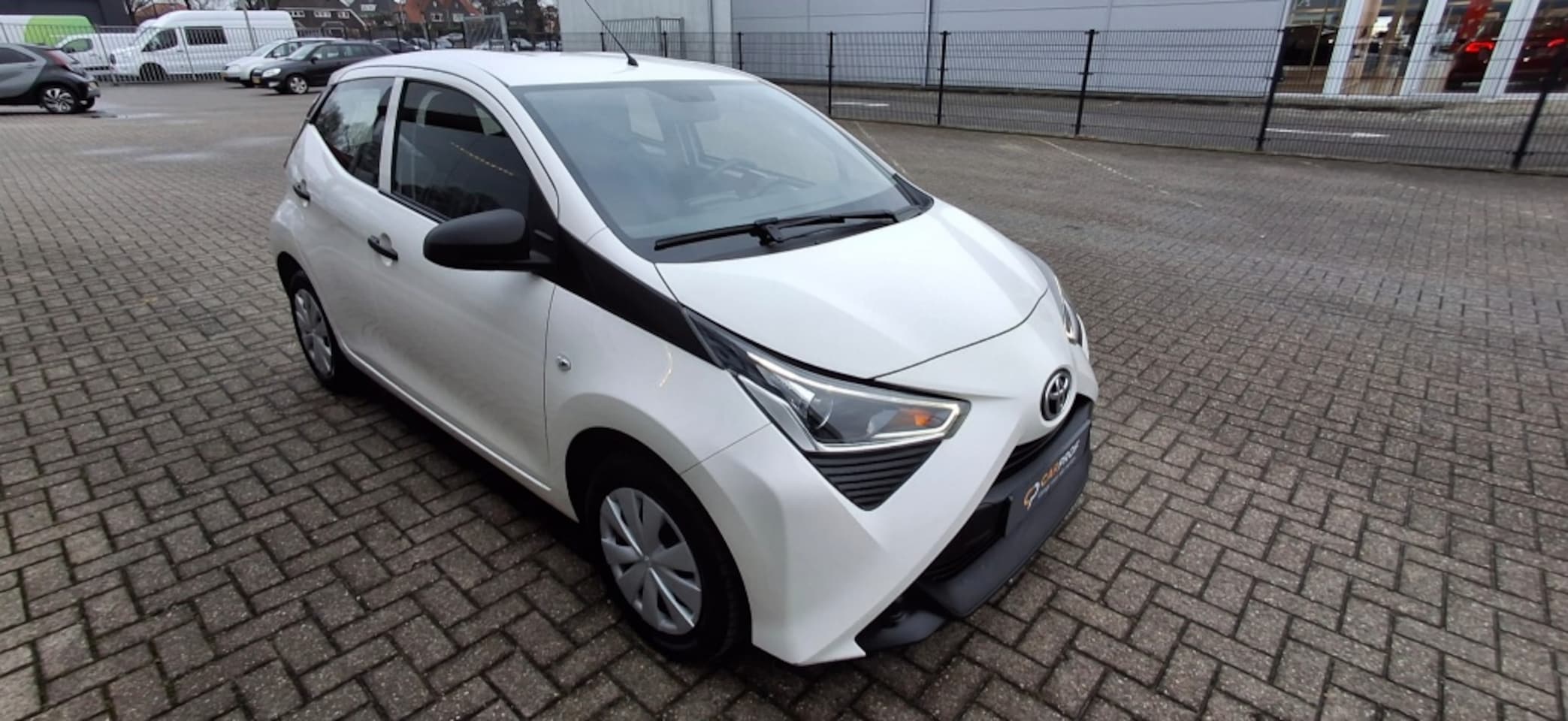 Toyota Aygo - 1.0 VVT-i x-fun 1.0 VVT-i x-fun - AutoWereld.nl