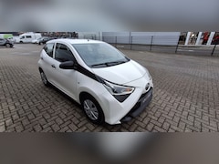 Toyota Aygo - 1.0 x-fun Nlauto | 1e eigenaar | All-in | dealeronderhouden