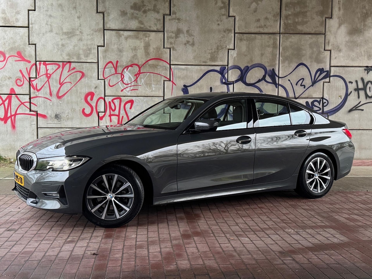 BMW 3-serie - (f30) 320i 184pk Aut Sportline Camera - AutoWereld.nl