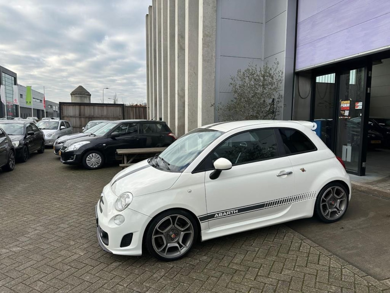 Fiat 500 Abarth - 1.4 T-Jet HANDBAK! NETTE AUTO! INRUIL MOGELIJK! - AutoWereld.nl