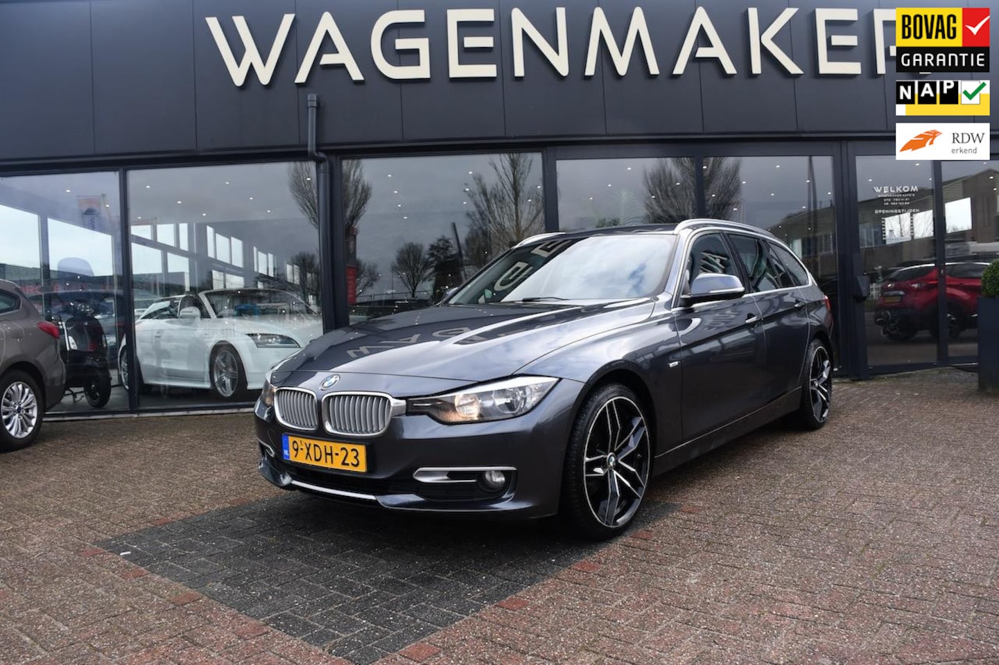 BMW 3-serie Touring - 316i Business AUT|Clima|Cruise|NAVI|Leder - AutoWereld.nl