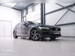 Volvo V60 - 2.0 D3 Momentum | stoel + stuur verwarming | trekhaak | leder | LED | Pine Grey | NL auto