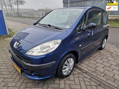 Peugeot 1007 - 1.4 Gentry, Apk, Nap, Koppeling slecht, Inruil mogelijk