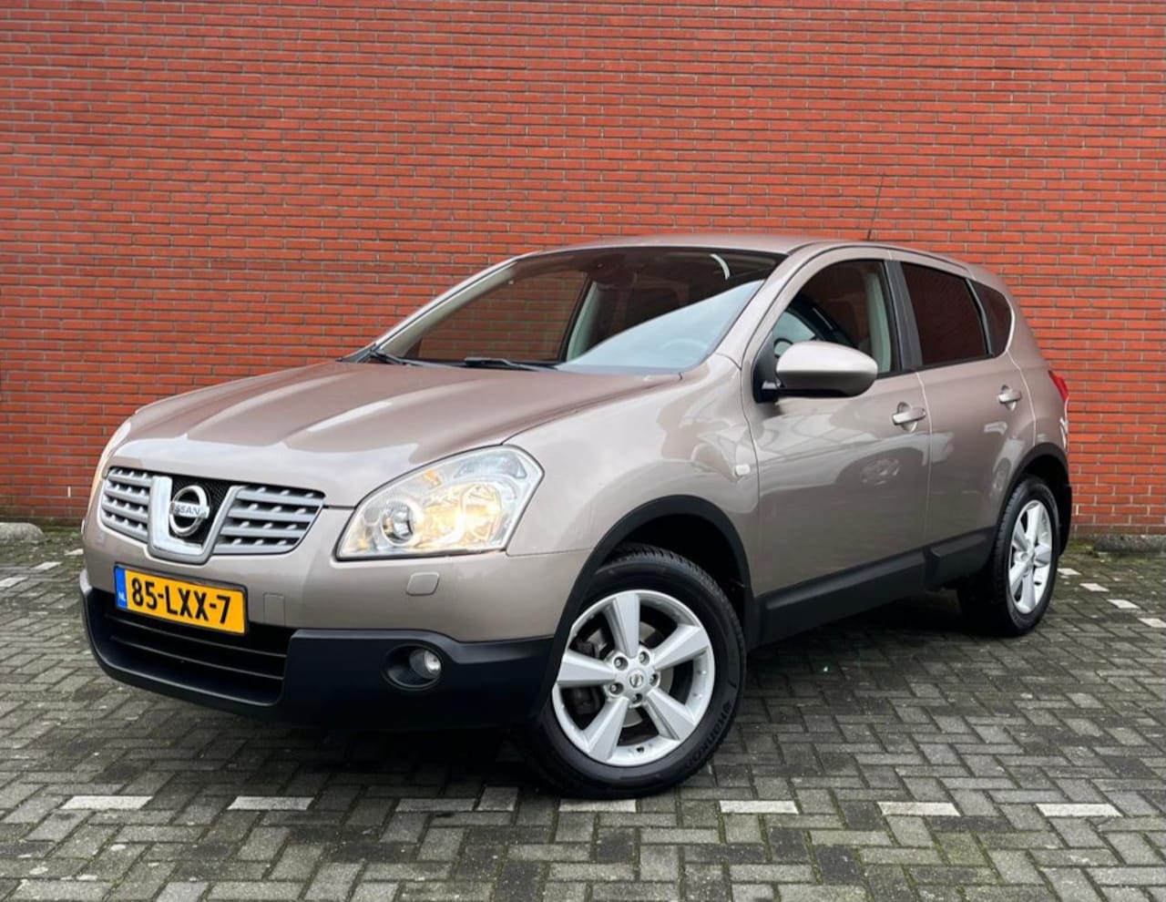 Nissan Qashqai - 1.6 2WD Acenta Airco - AutoWereld.nl