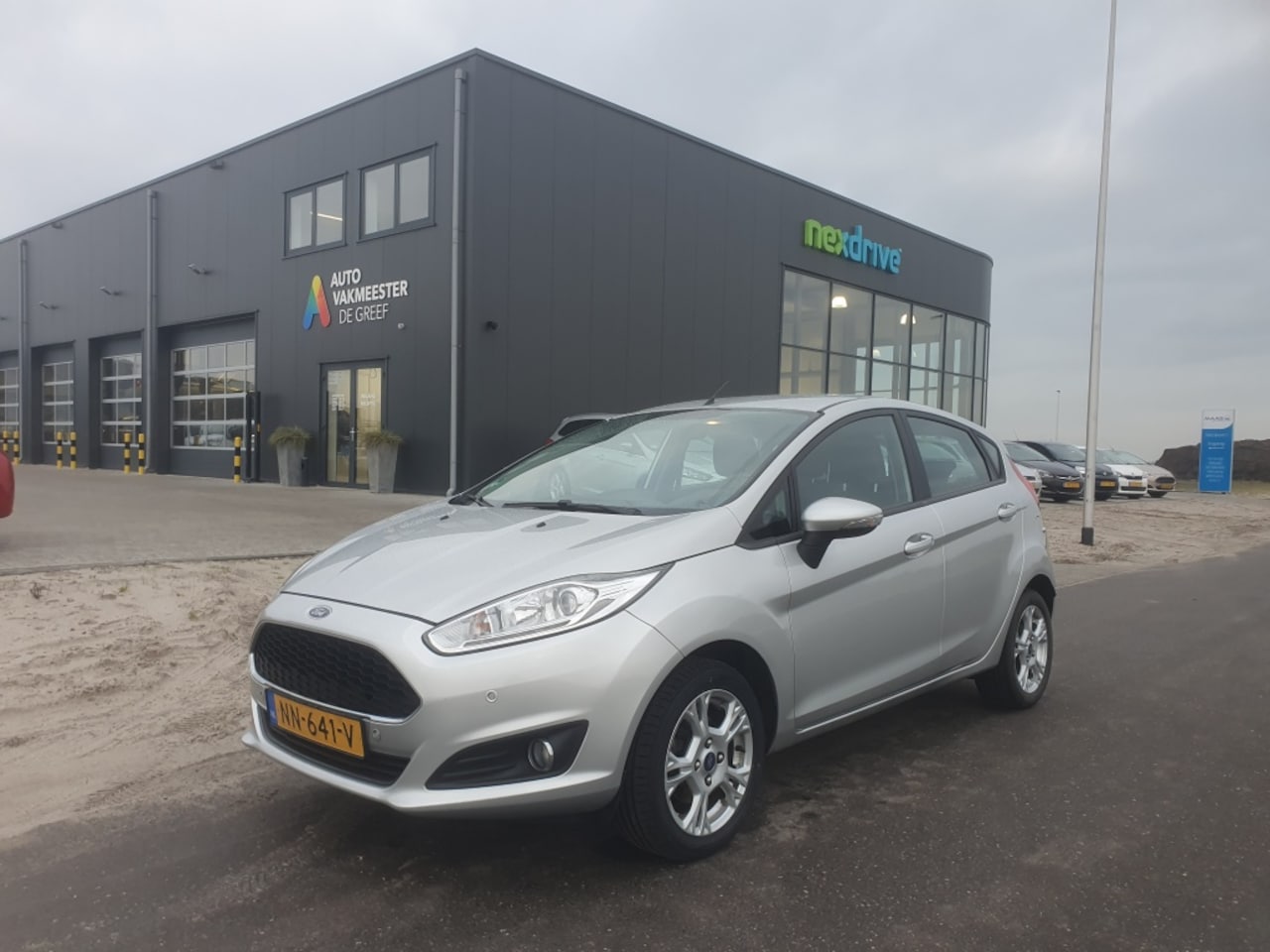 Ford Fiesta - 1.0 80 pk Style Ultimate nieuwe distributieriem - AutoWereld.nl