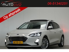 Ford Focus - 1.5 EcoBlue Titanium Business AUTOMAAT BOM VOL PANO NAV CLIMA CAMERA TREKHAAK etc